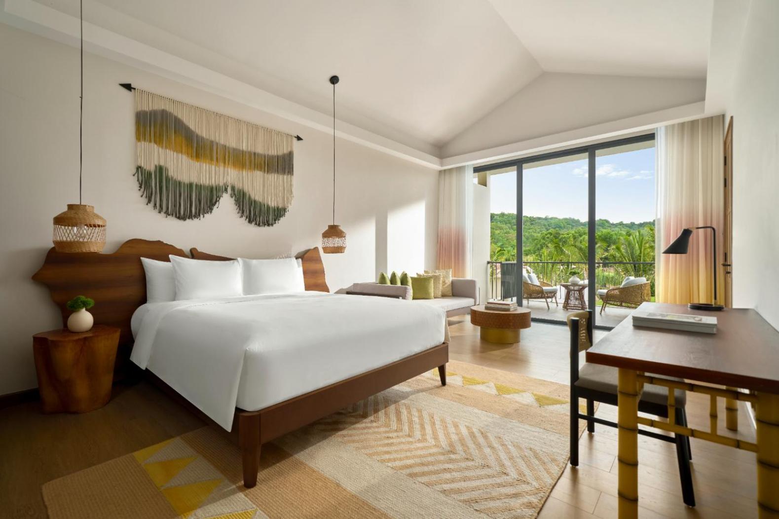 Курортный комплекс New World 5*